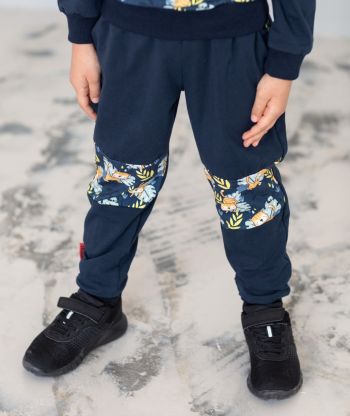 Everyday Pockets Pants Playful Tigers